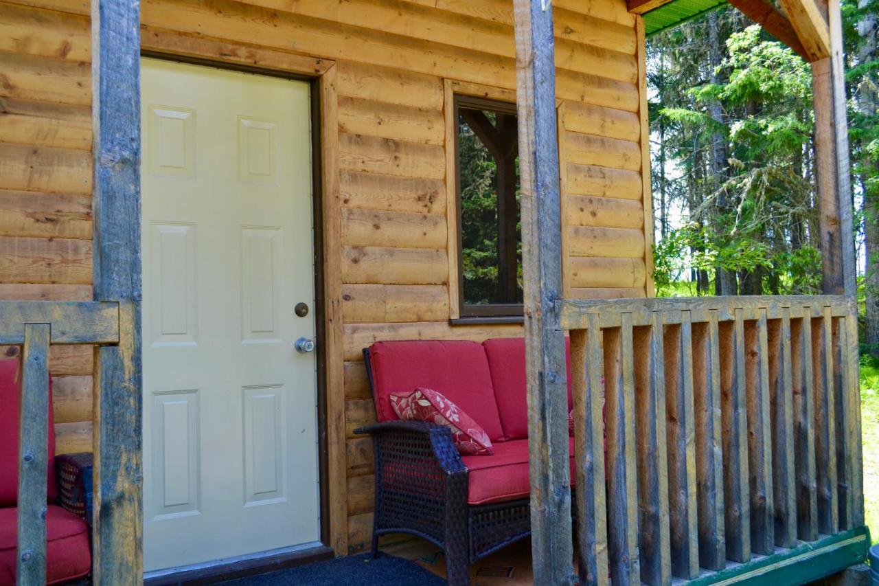 Schott'S Lake Conference & Resort Sundre Eksteriør billede