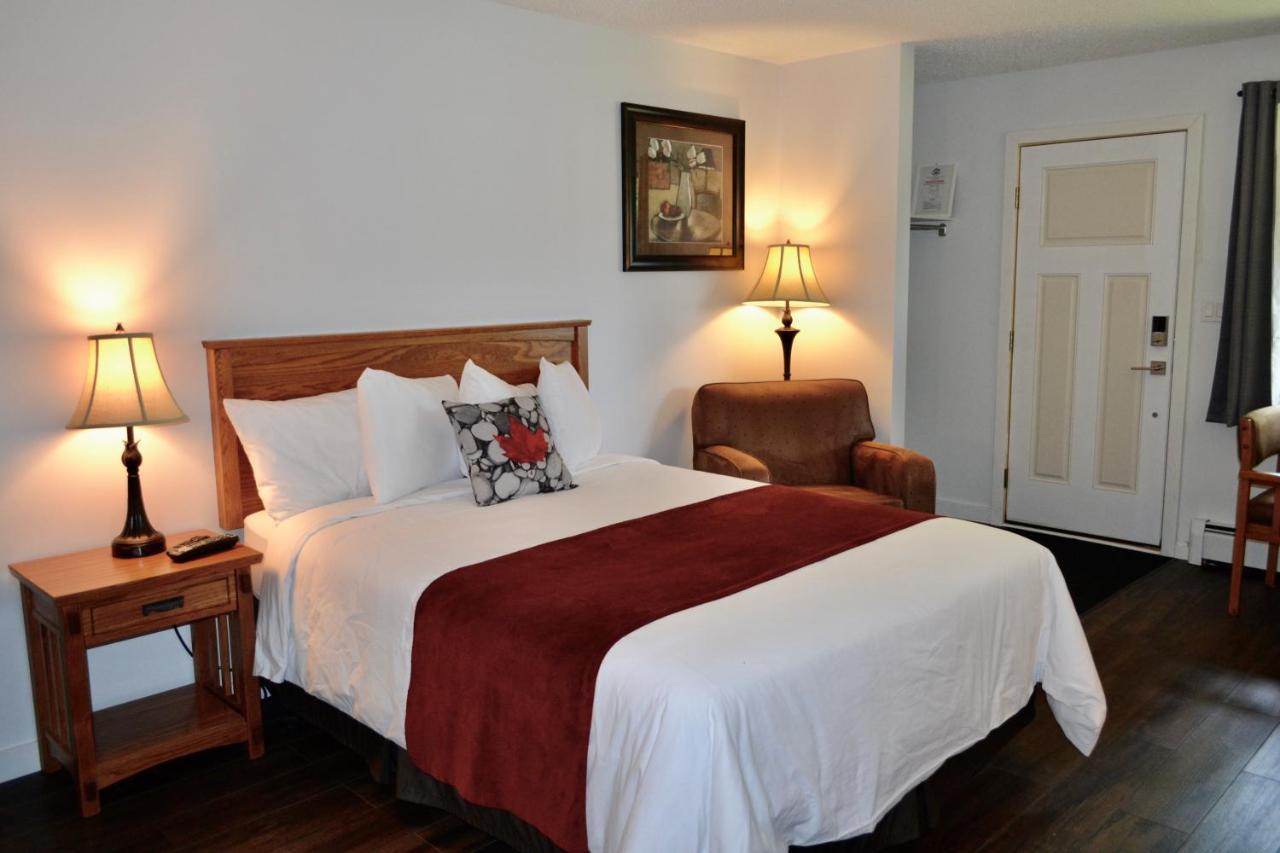 Schott'S Lake Conference & Resort Sundre Eksteriør billede