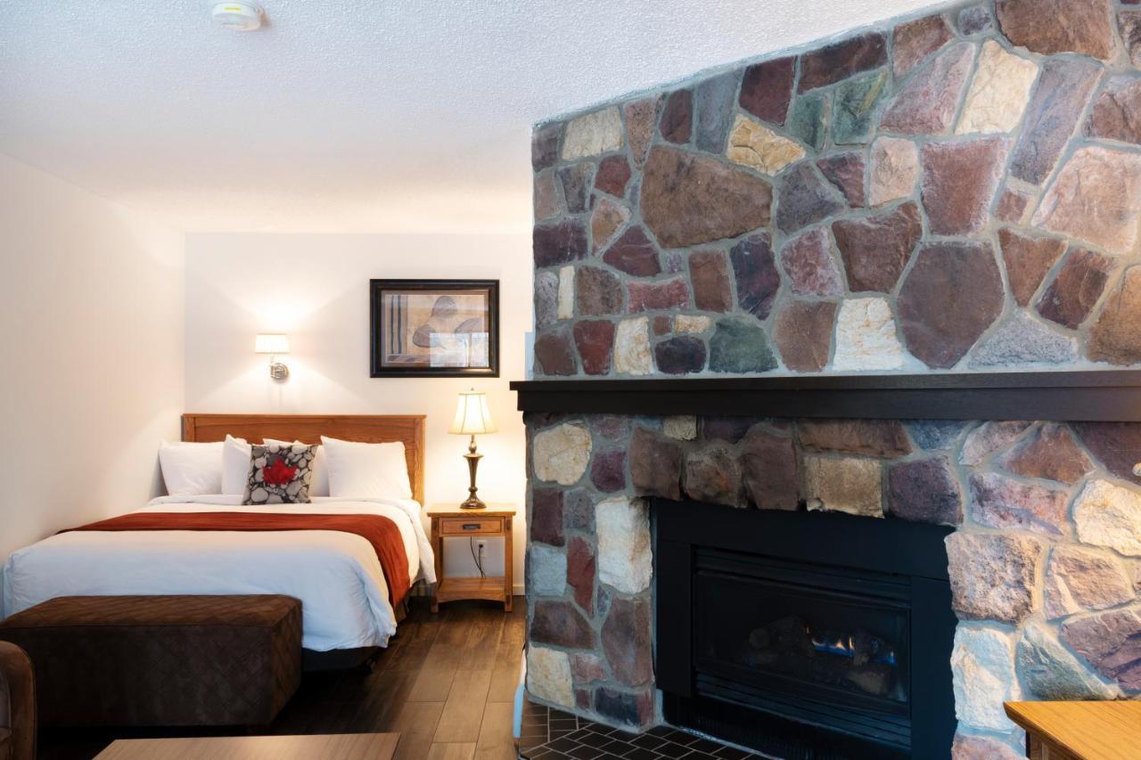 Schott'S Lake Conference & Resort Sundre Eksteriør billede